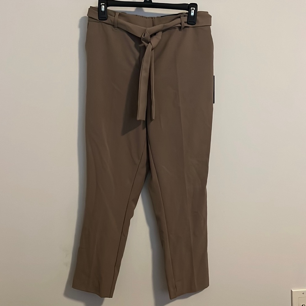 NWT - Jules & Leopold - Pull On Slim Leg Ankle Length Trouser Pants - Tan